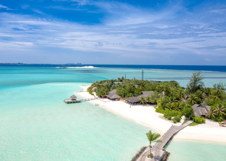 Escape to Paradise: Unwind at World-Class Luxury Resorts