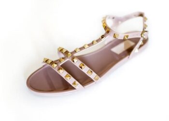 Orthopedic Shoes and Sandals Designed to Ease Daily Foot Pain